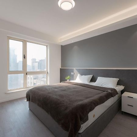 Brand New Apartment The Bund Nanjing Road Xintiandi Cheng Huangmiao Large Flat Warm And Sunny Three Rooms 100M From Metro Station 上海 外观 照片